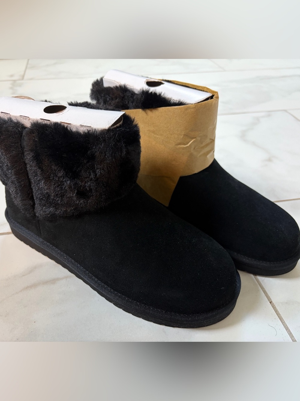 NWT Brand New Koolaburra by Ugg Women's Black Faux-Fur Suede Winter Ankle Boots